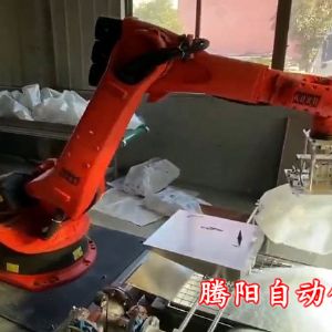 氧化鐵拆包機機械手解決拆包作業中的粉塵問題