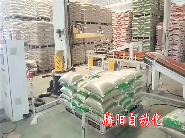 糧食立柱碼垛機