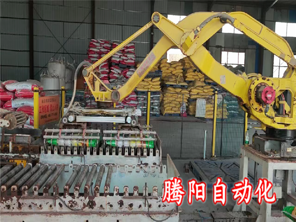 水泥碼垛機器人建材生產新模式
